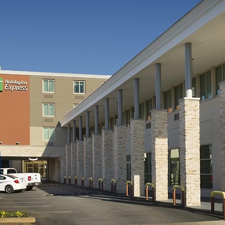 Holiday Inn Express Baltimore At The Stadiums By Ihg Dış mekan fotoğraf
