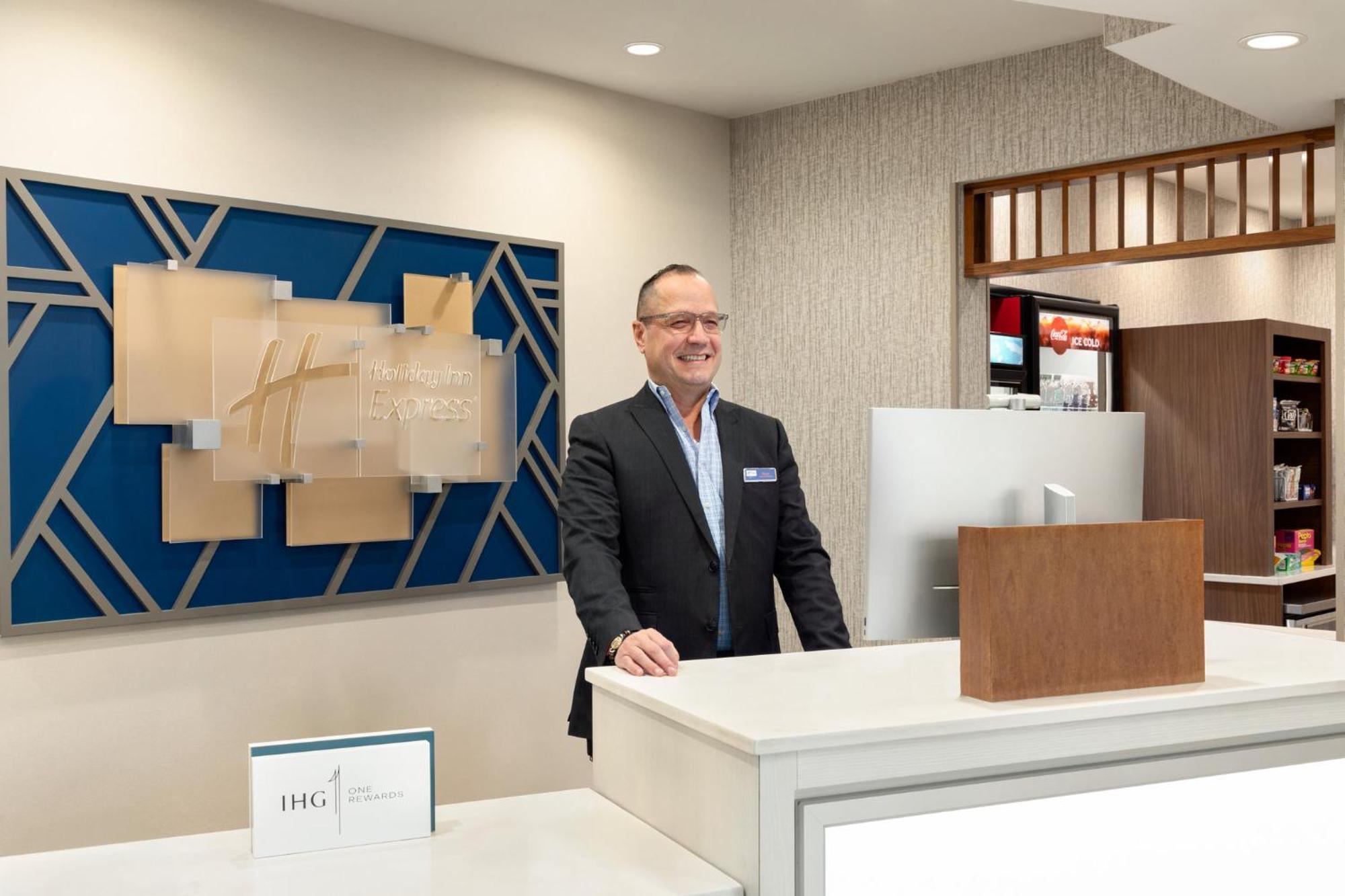 Holiday Inn Express Baltimore At The Stadiums By Ihg Dış mekan fotoğraf